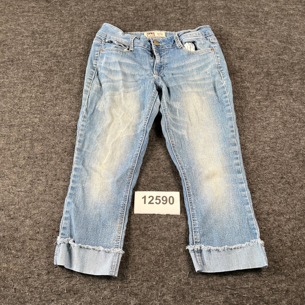 L.E.I. Ashley Capri Jeans Womens Juniors 7 Blue Denim Cotton Stretch Frayed Hem
